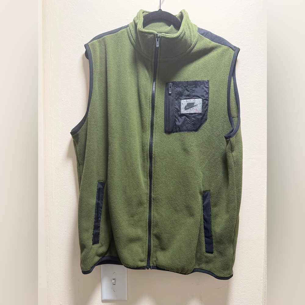 Nike Olive Green Fleece Zip-Up Vest with Black Accents